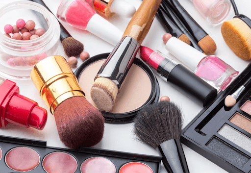 Makeup Products Online: How to Shop Smart & Find the Best
